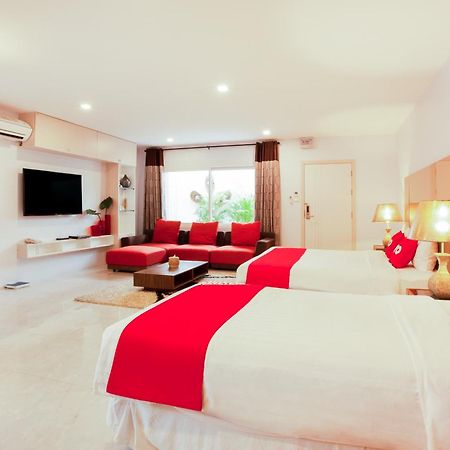 De42 Hotel Kathu Ngoại thất bức ảnh