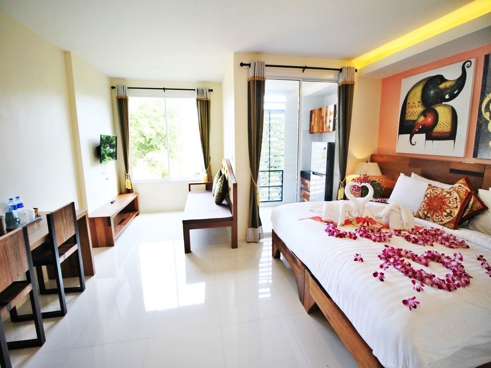 De42 Hotel Kathu Ngoại thất bức ảnh