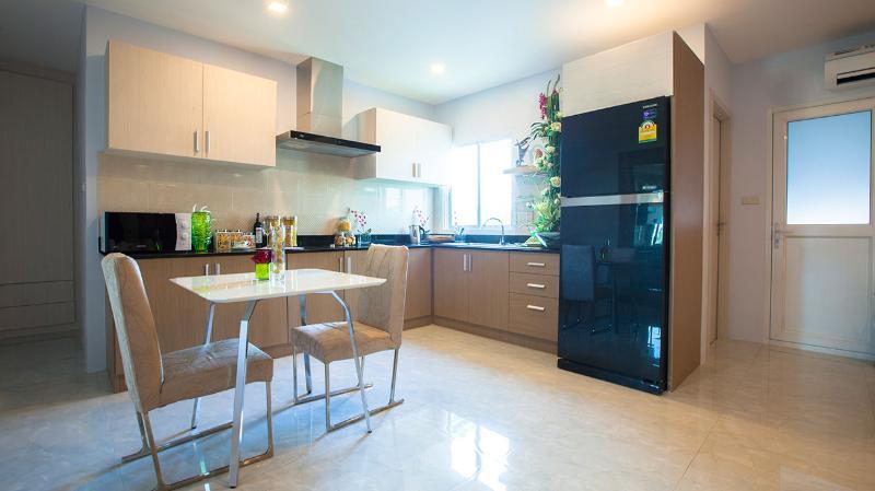 De42 Hotel Kathu Ngoại thất bức ảnh